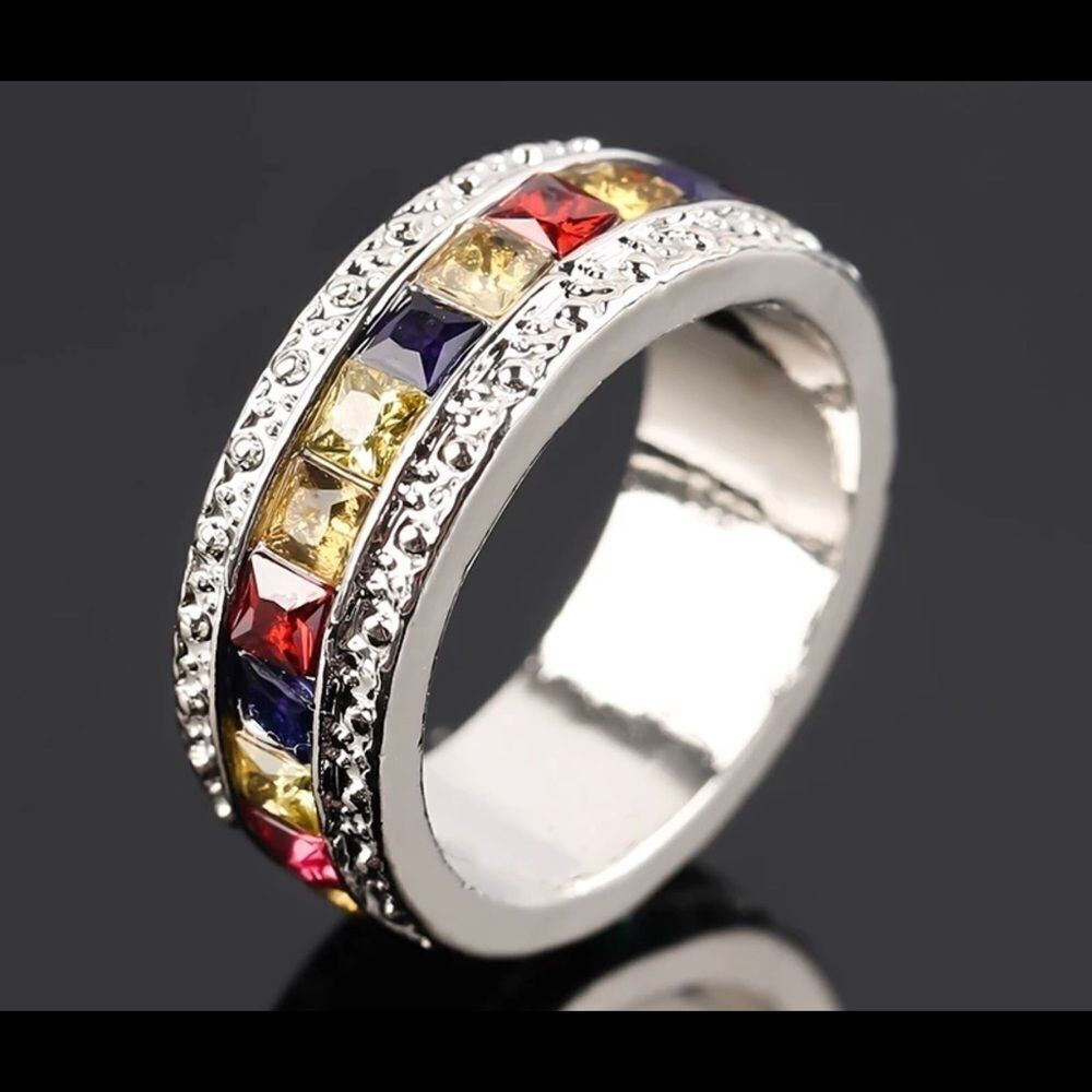 COLORFUL CRYSTAL RING‎ - Picture 3 of 3